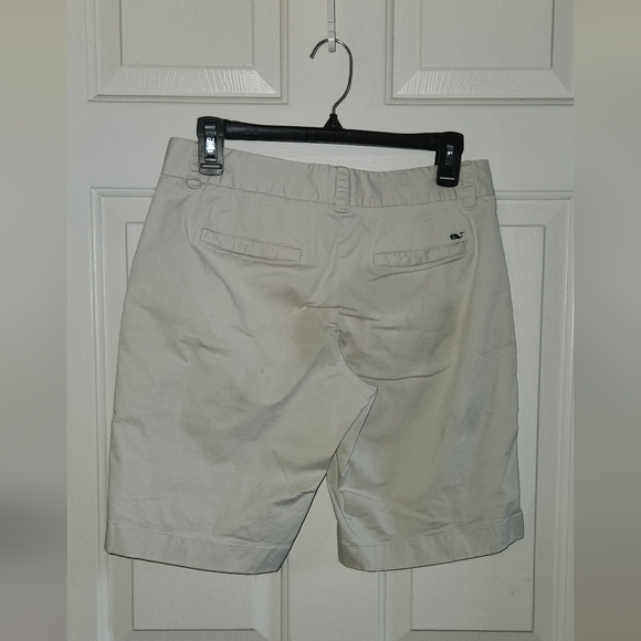Vineyard Vines Khaki Long Shorts Size 2 - Picture 7 of 7